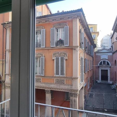 Farolfi Apartments Galliera Bologna Bagian luar foto